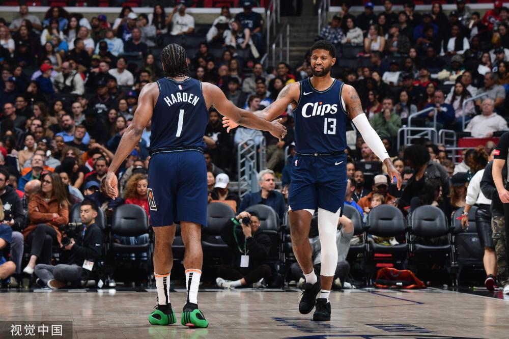 也是球迷们 也是球迷们